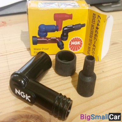 Свечные колпачки NGK LB05F 8051